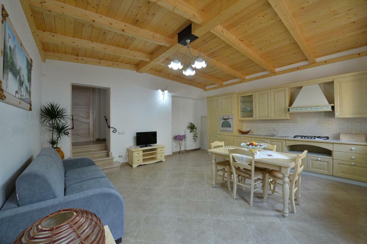 Marghegio' House Appartement Ceglie Messapica Buitenkant foto