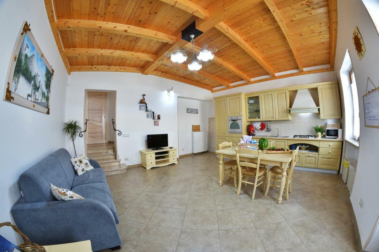Marghegio' House Appartement Ceglie Messapica Buitenkant foto